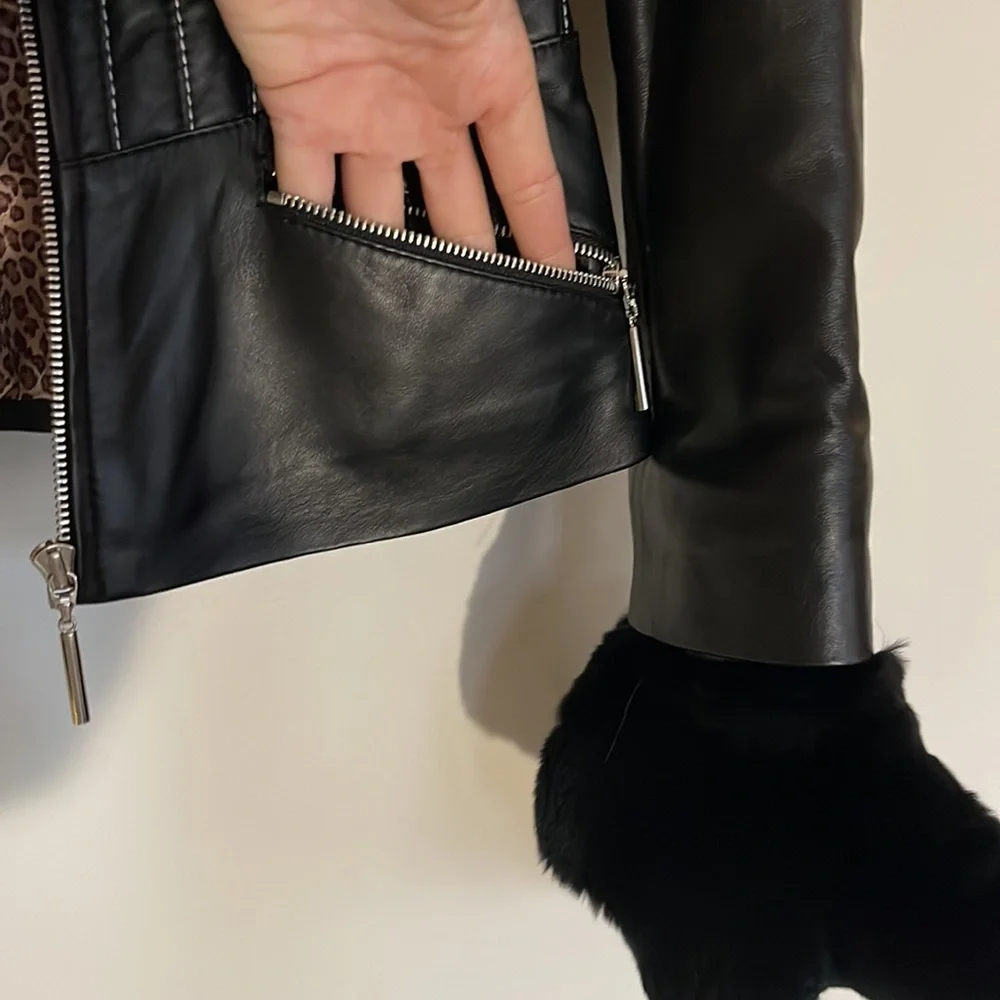 SENSATIONAL LEATHER AND RABBIT FUR JACKET - Picture 11 of 13